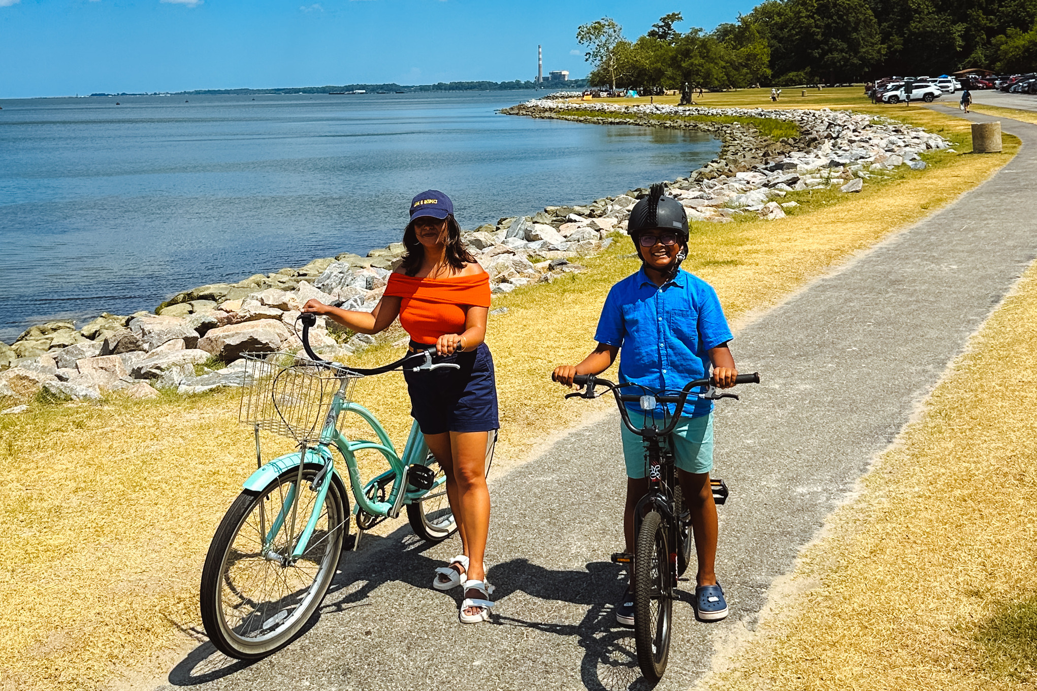 Cyclists enjoying a guided bike ride with Patriot Tours and Provisions in Yorktown, Virginia.